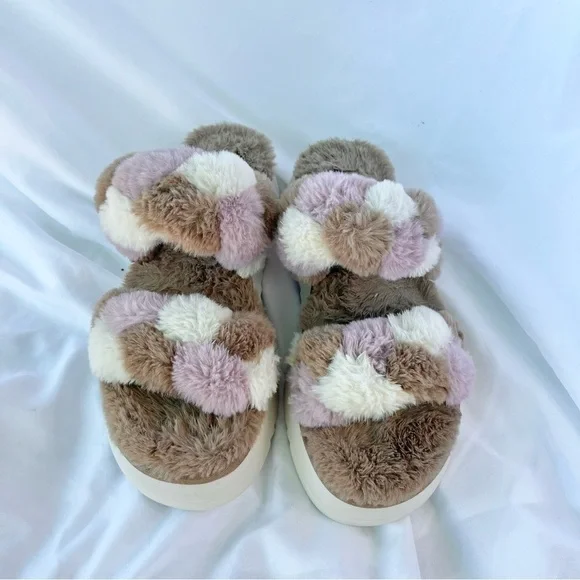 KOOLABURRA BY UGG | WOMENS YA-BABY SLIDE SANDAL SLIPPERS SIZE 8 FAUX FUR - Picture 3 of 8
